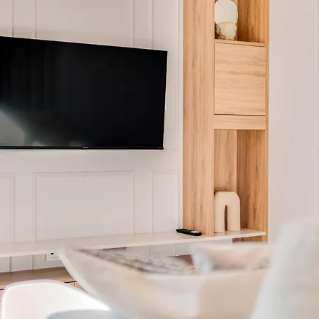 Apartment Poniatowskiego Parkside Studio~parking And Lift *